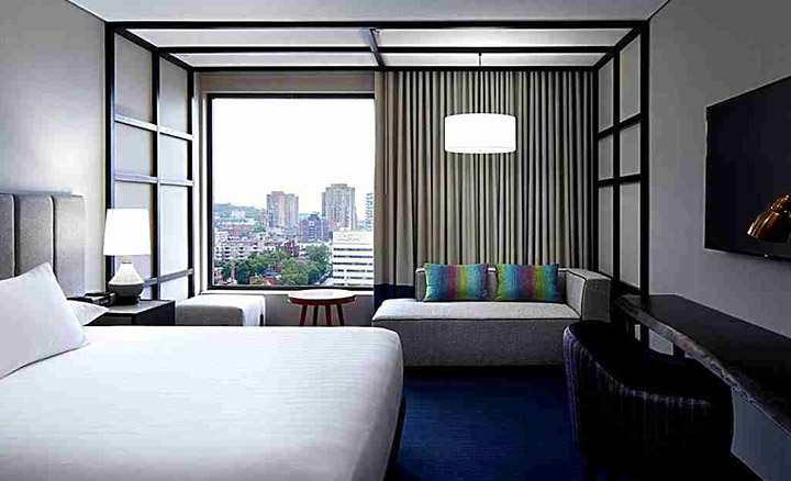 DoubleTree by Hilton king room